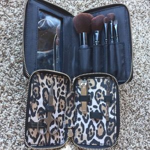 Travel Makeup Brush and Manicure Set